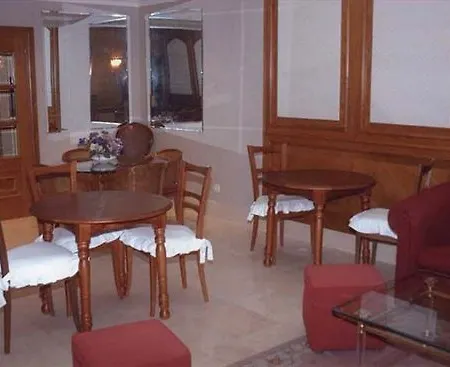 Le Petit סלאמנקה